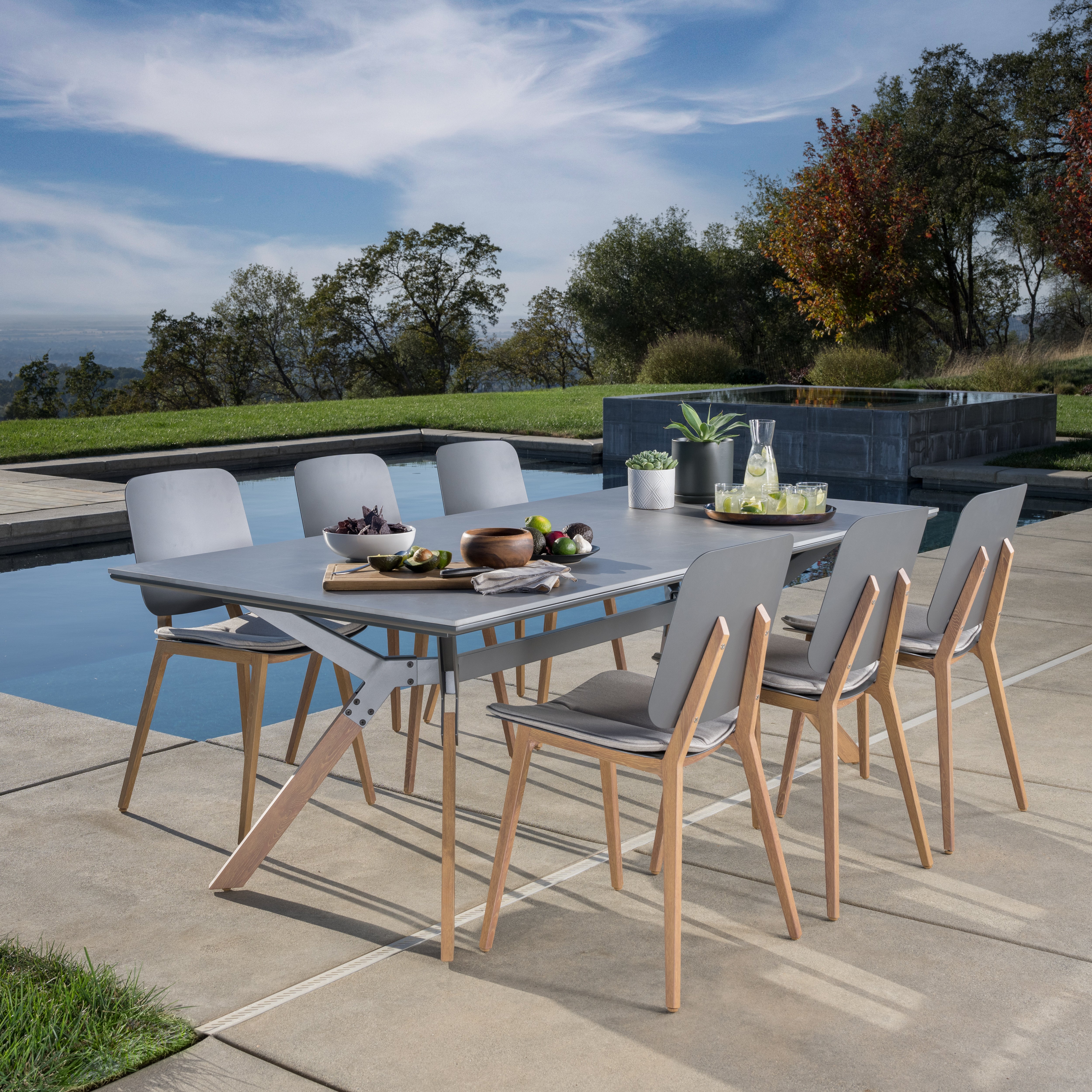 Biblos 7-piece Outdoor Patio Dining Set